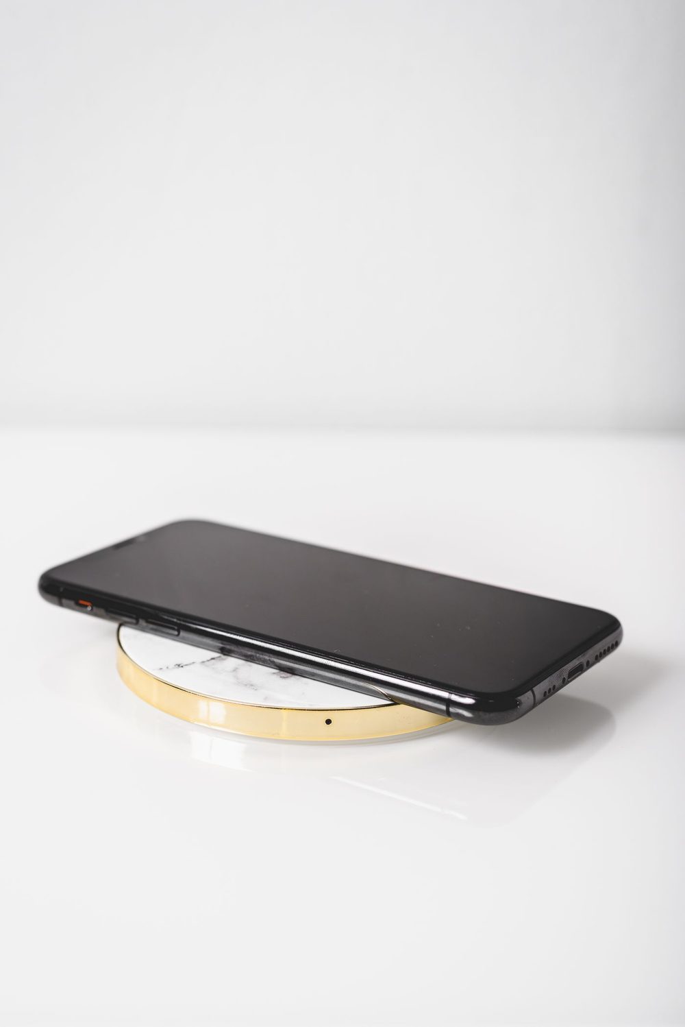 Wireless charging pads and stands